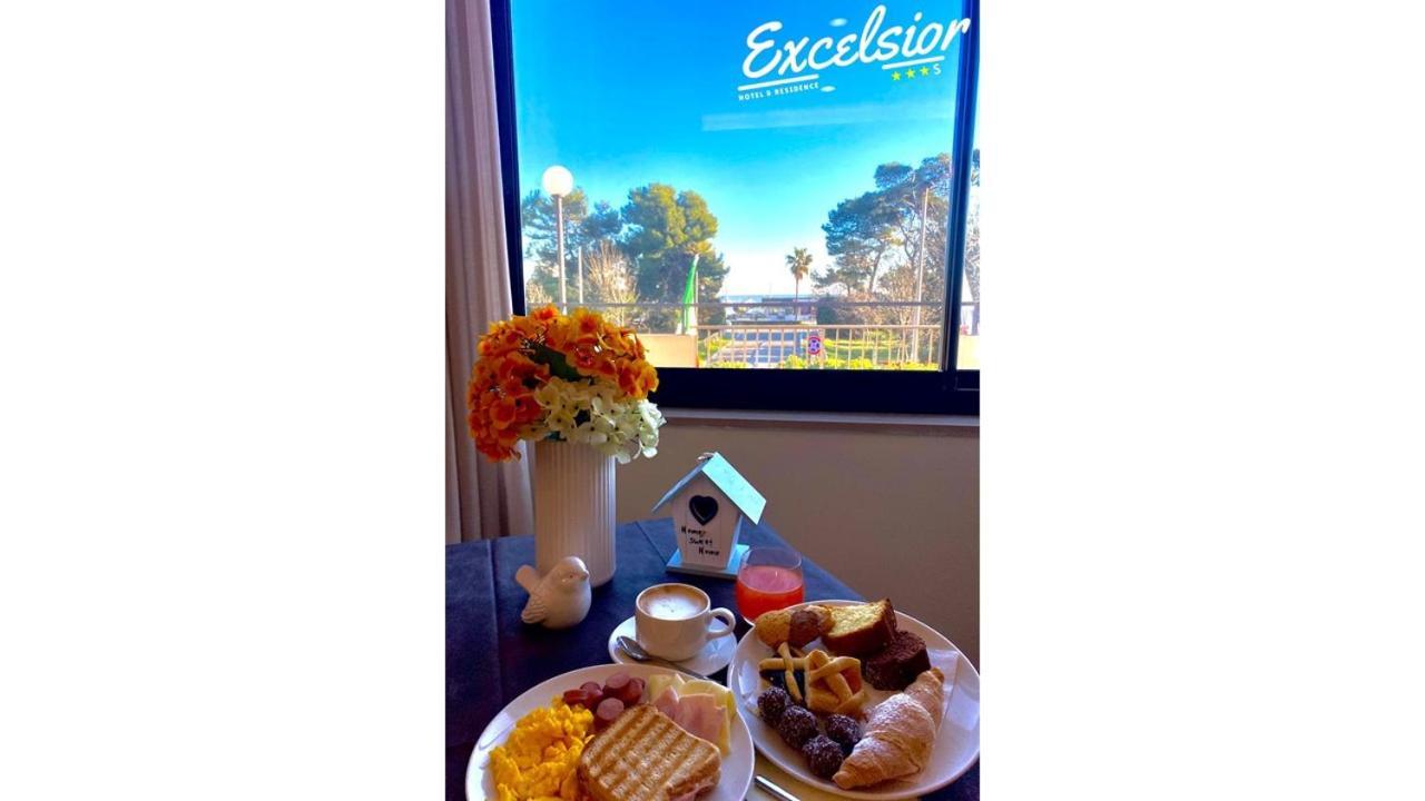 Hotel Excelsior มอนเตซิลวาโน ภายนอก รูปภาพ