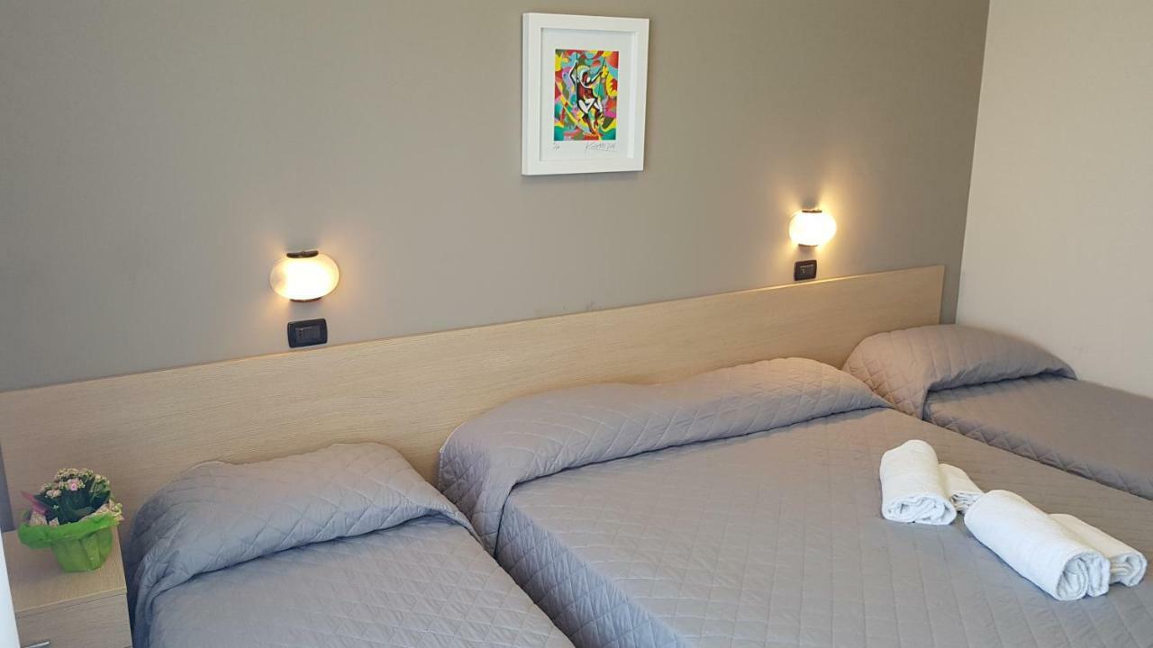 Hotel Excelsior มอนเตซิลวาโน ภายนอก รูปภาพ